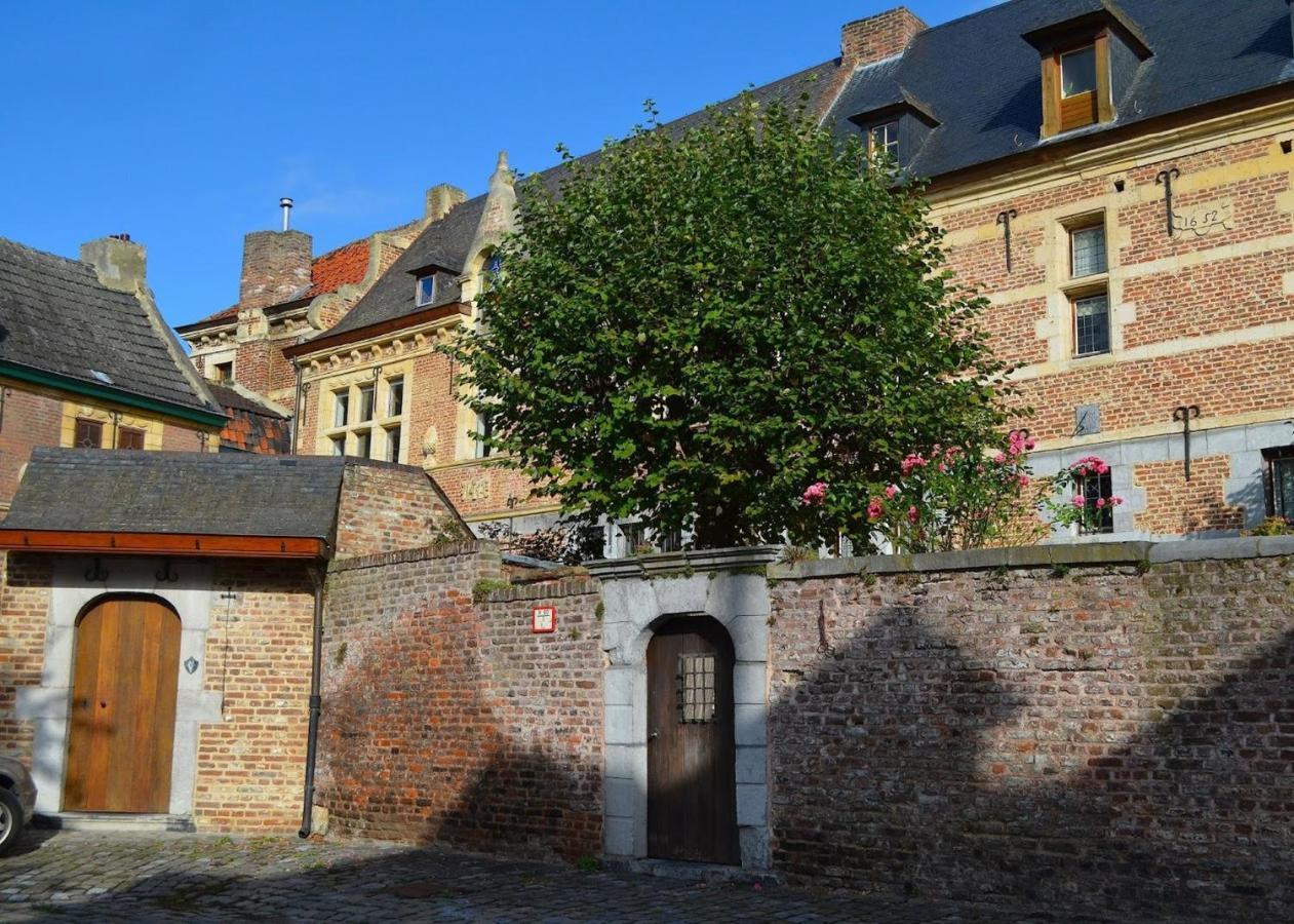 Het Begijnhof Tongeren Center Apartment Luaran gambar